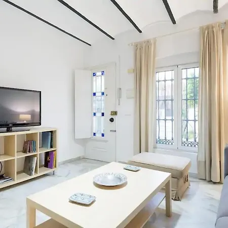 Lägenhet Con Patio Málaga